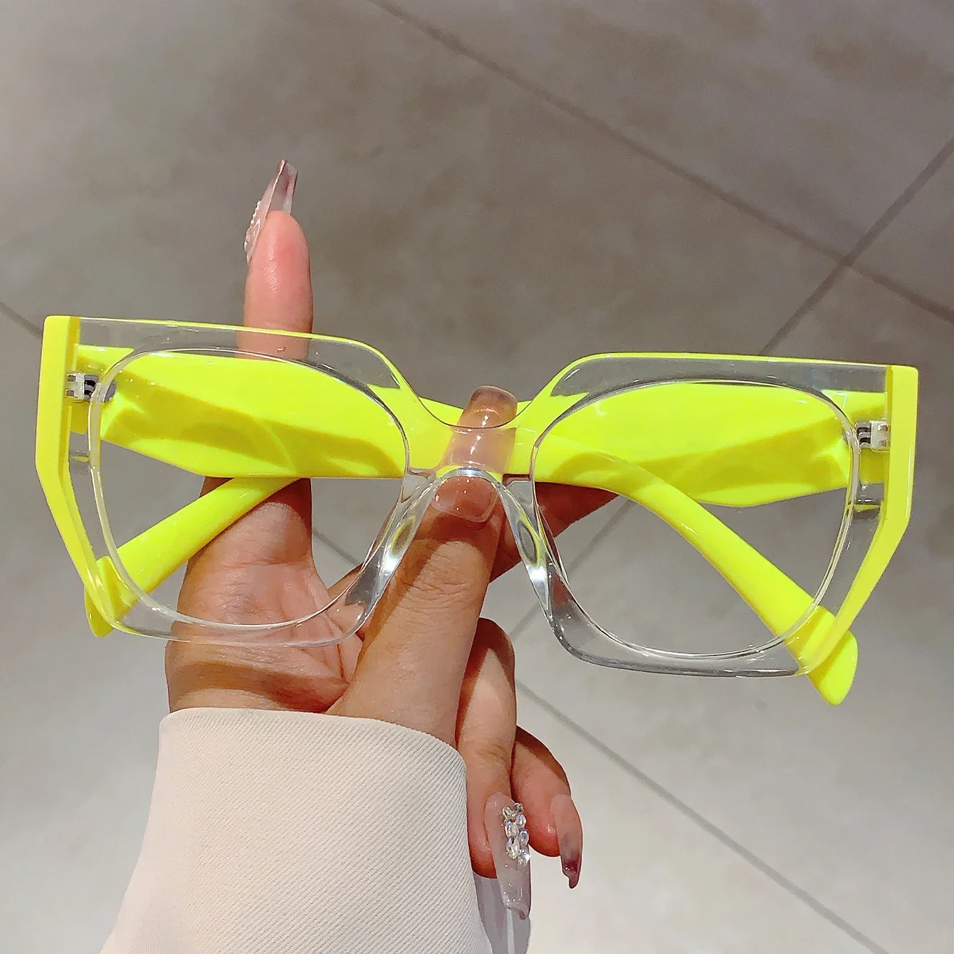 GM LUMIAS 特大女性メガネファッションヴィンテージ不 - Women'S Fashion Glasses Non Prescription のレビューと価格