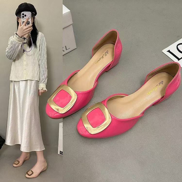 女性用ファッションスクエアバックル中空フラットシングルシュー - Women'S Fashion Sandals のレビューと価格