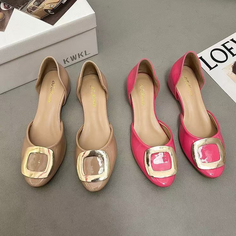 女性用ファッションスクエアバックル中空フラットシングルシュー - Women'S Fashion Sandals のレビューと価格